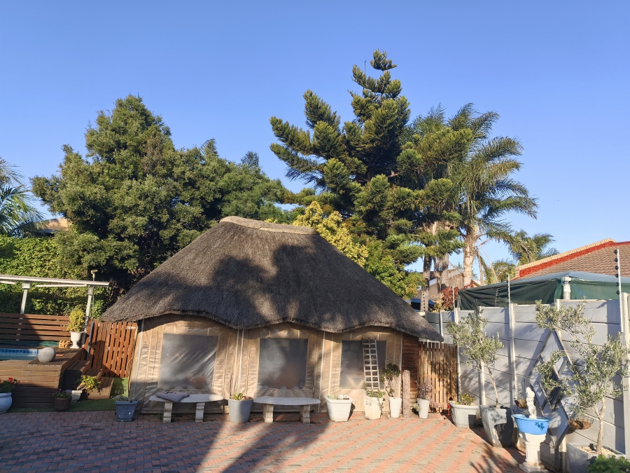 4 Bedroom Property for Sale in Azalea Park Eastern Cape